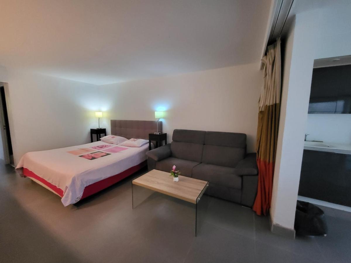 Residence Appartement La Vieille Tour Ле Госие Екстериор снимка
