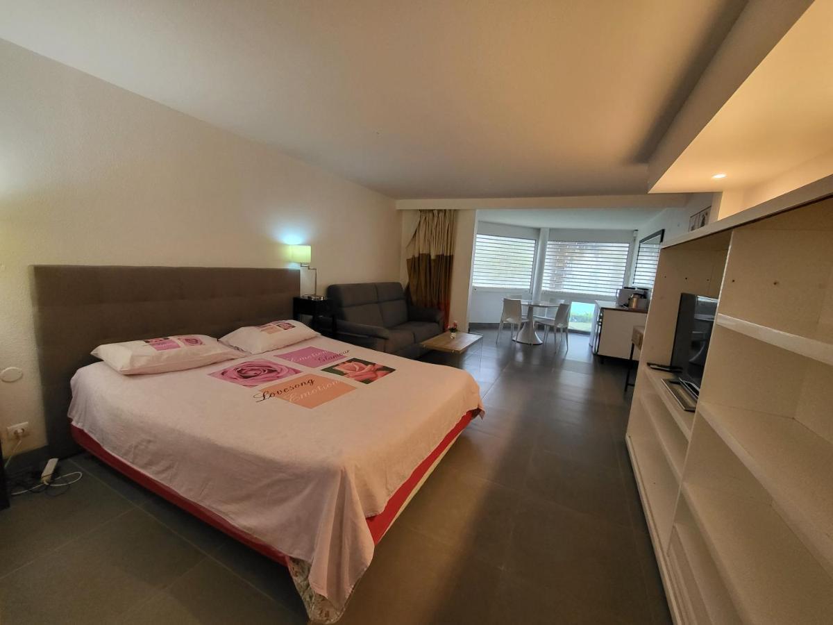 Residence Appartement La Vieille Tour Ле Госие Екстериор снимка