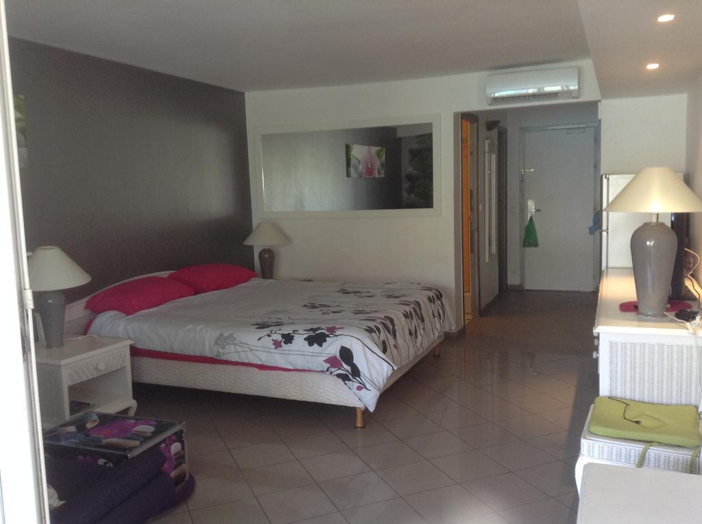 Residence Appartement La Vieille Tour Ле Госие Екстериор снимка